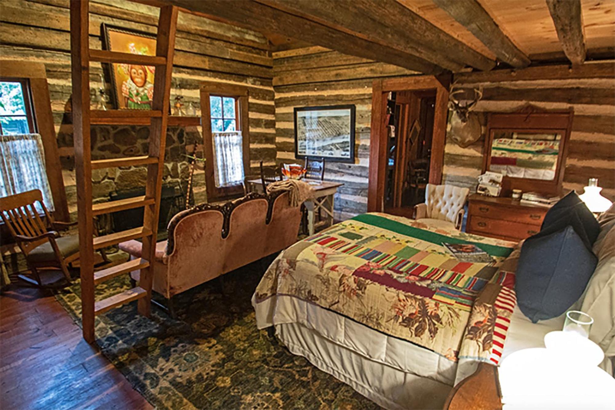 Coulter Farmstead Bed & Breakfast Washington Room photo